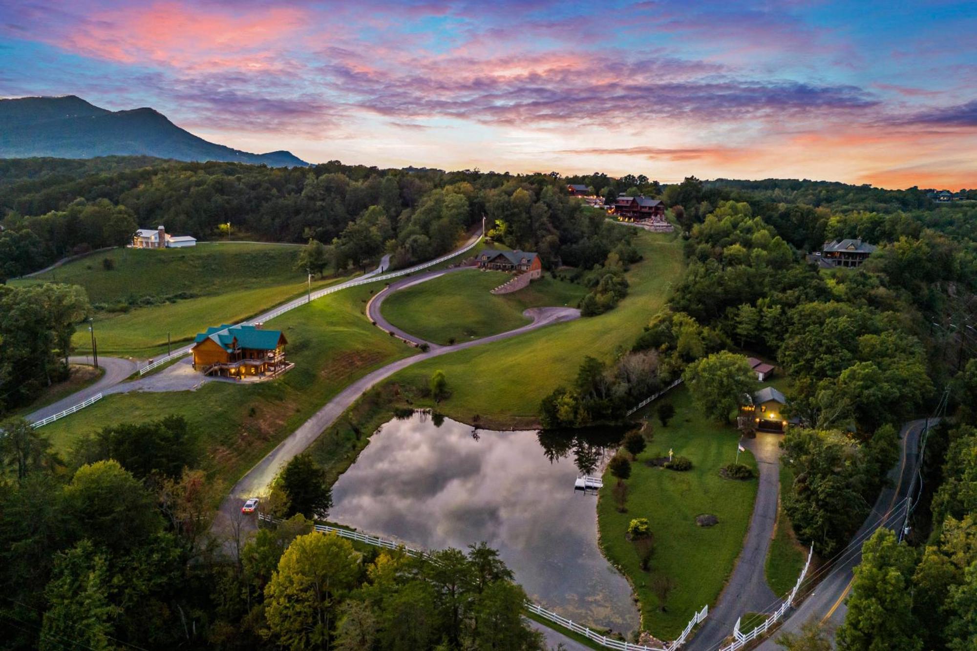 Haven On The Pond Villa Pigeon Forge Kültér fotó